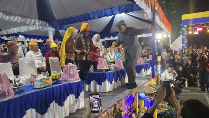 Wijaya Chandra Temuia Gubernur Sulteng dan Wakil Gybernur